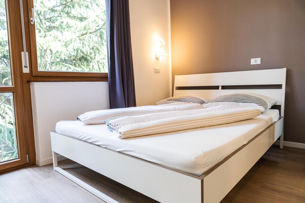Flow Apartments Winkel Studio Мерано Экстерьер фото